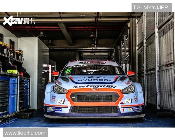 中国赛车队荣获亚洲耐力赛季军 展现强大团队实力与竞技精神 中国赛车队荣获亚洲耐力赛季军 展现强大团队实力与竞技精神